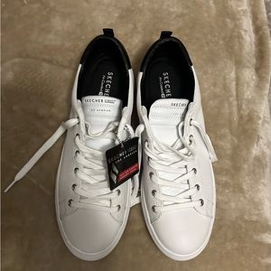 Skechers Street Memory Foam